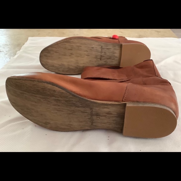Leather ankle boots sz 7, made in Spain, brown - Picture 4 of 4
